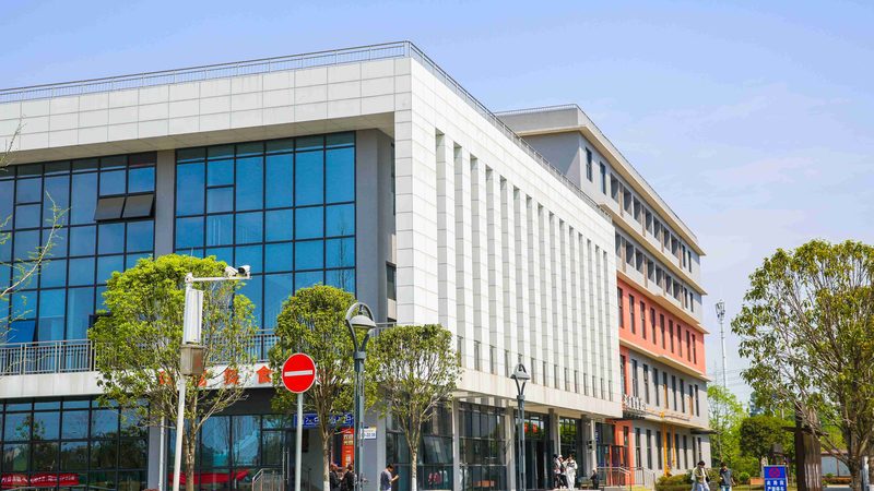 线路板厂价格对比：揭秘如何避坑，选择性价比之选